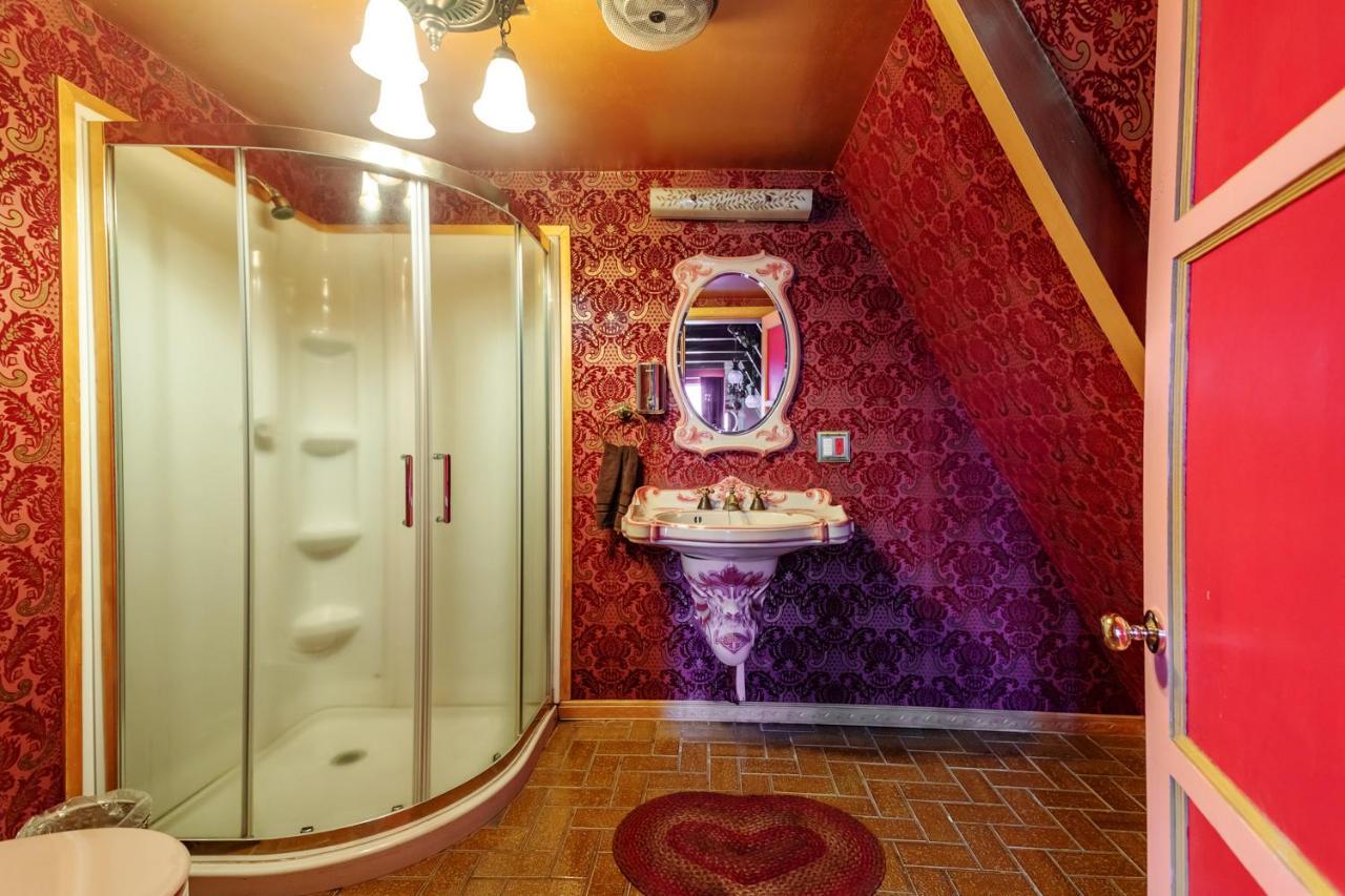Hicksville Pines Chalets & Motel アイディルワイルド エクステリア 写真