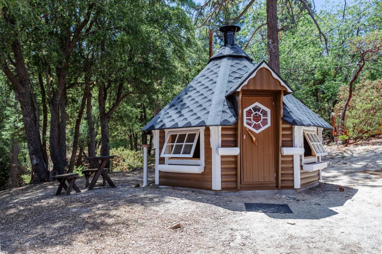 Hicksville Pines Chalets & Motel アイディルワイルド エクステリア 写真
