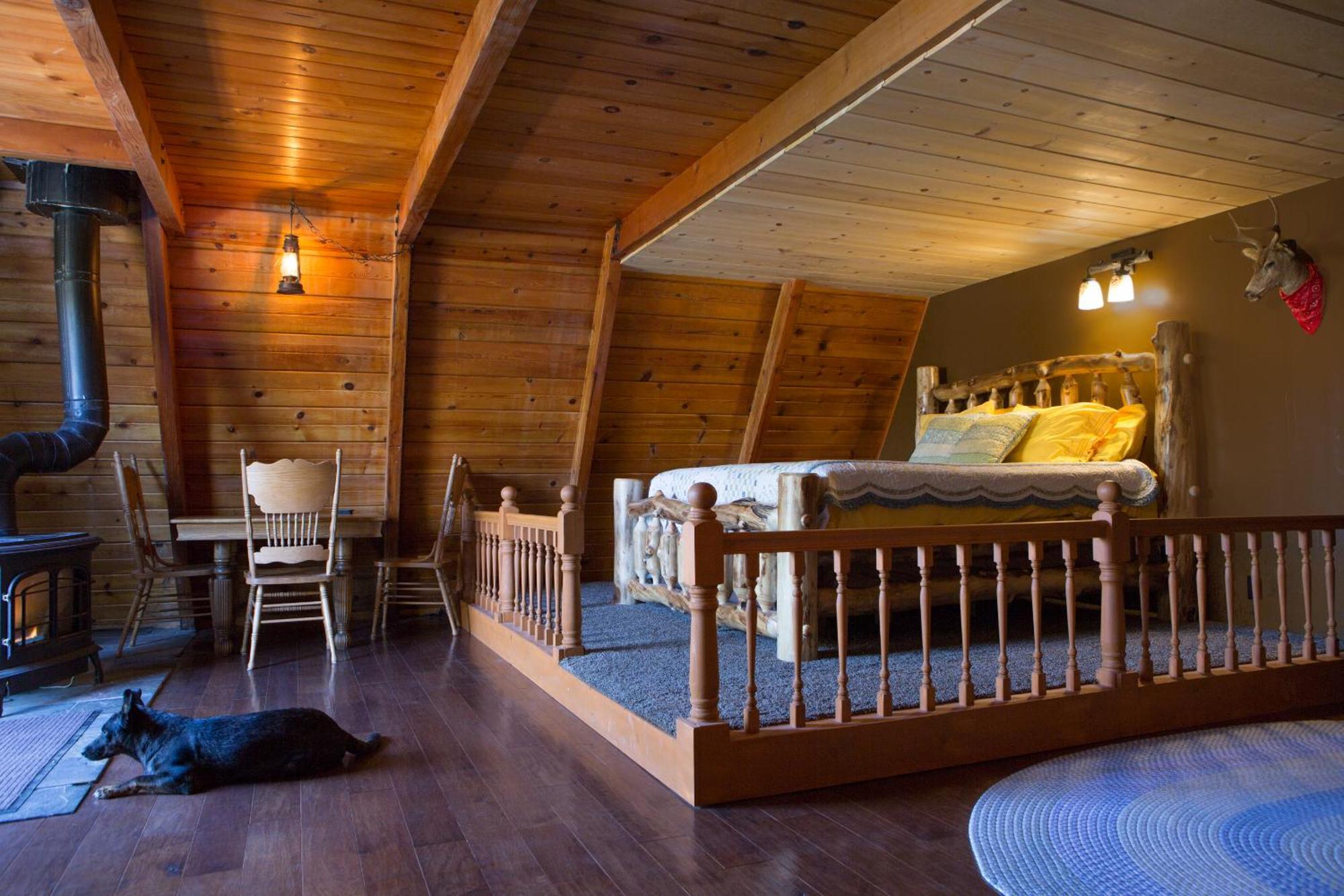 Hicksville Pines Chalets & Motel アイディルワイルド エクステリア 写真