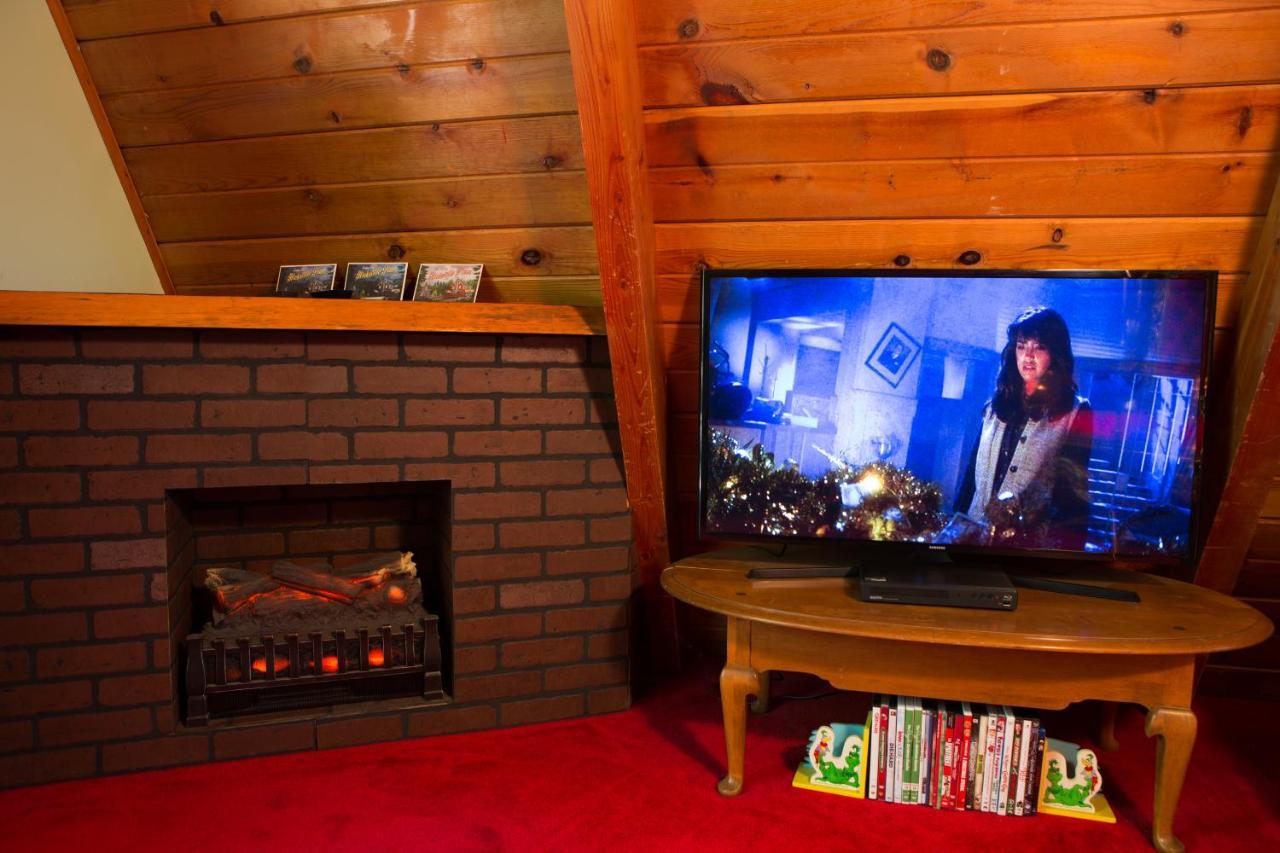 Hicksville Pines Chalets & Motel アイディルワイルド エクステリア 写真